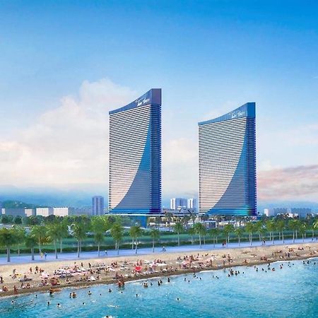 Black Sea Luxury Towers Hotell Batumi Exteriör bild