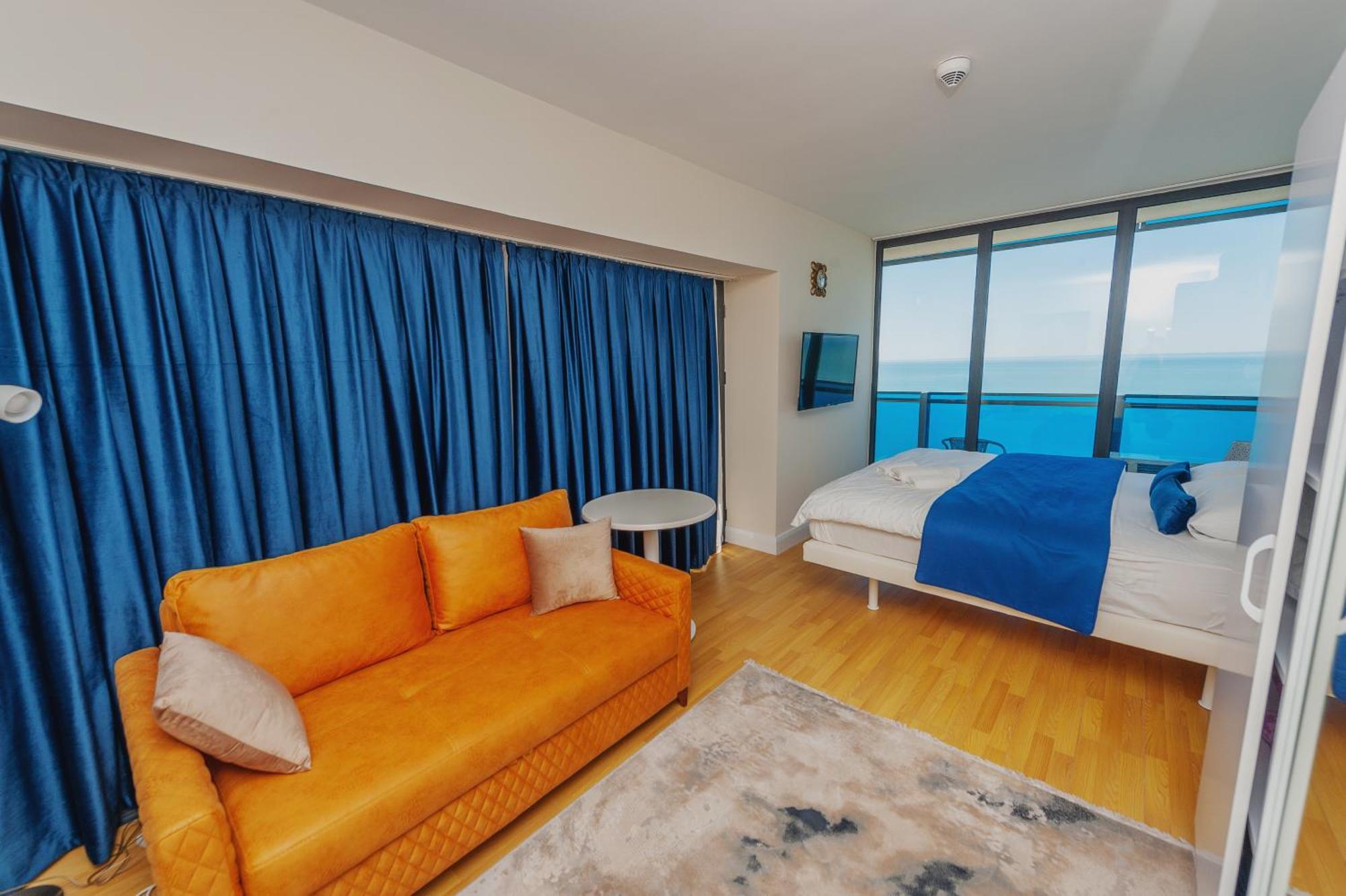 Black Sea Luxury Towers Hotell Batumi Exteriör bild