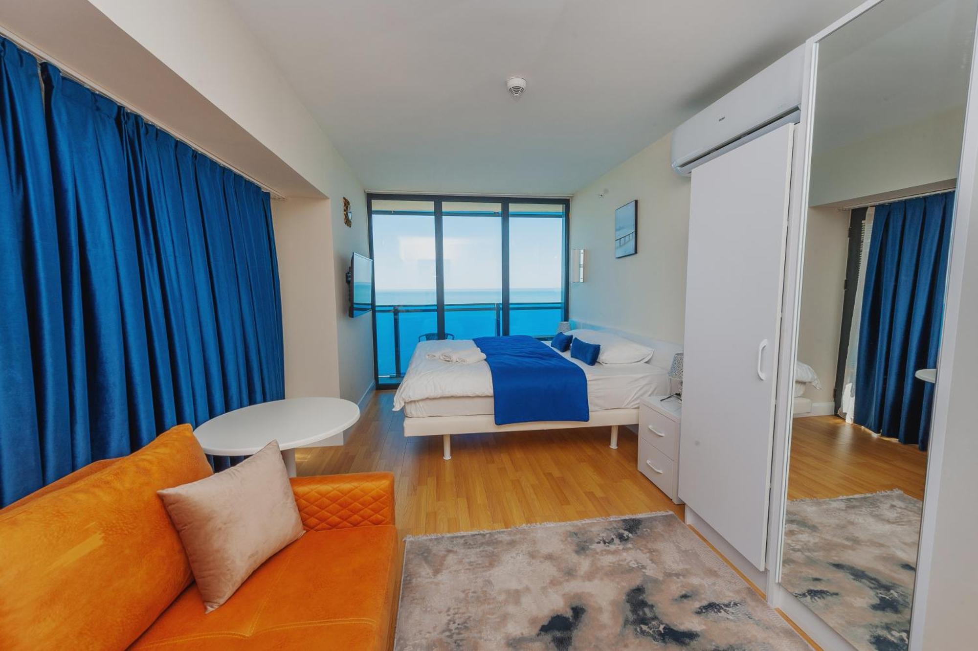 Black Sea Luxury Towers Hotell Batumi Exteriör bild