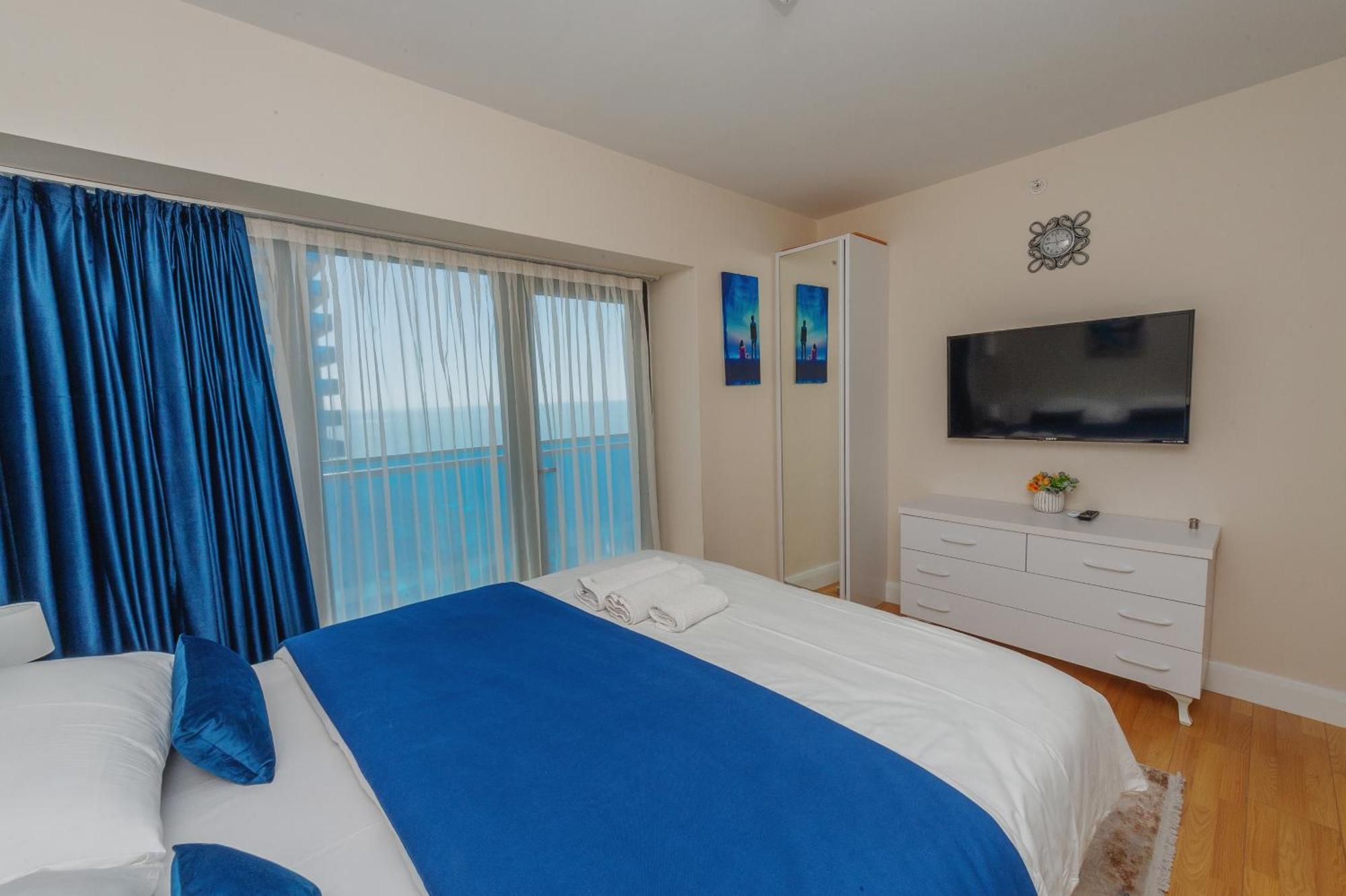 Black Sea Luxury Towers Hotell Batumi Exteriör bild