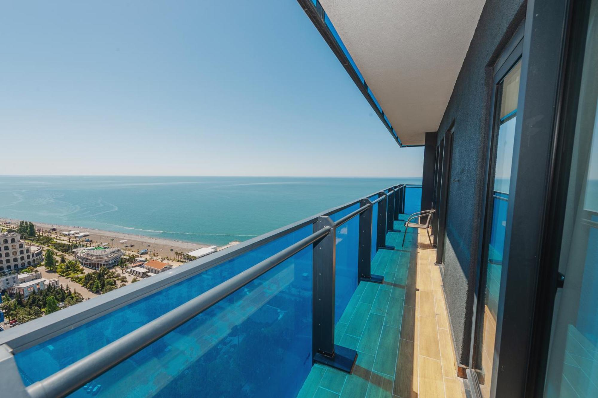 Black Sea Luxury Towers Hotell Batumi Exteriör bild