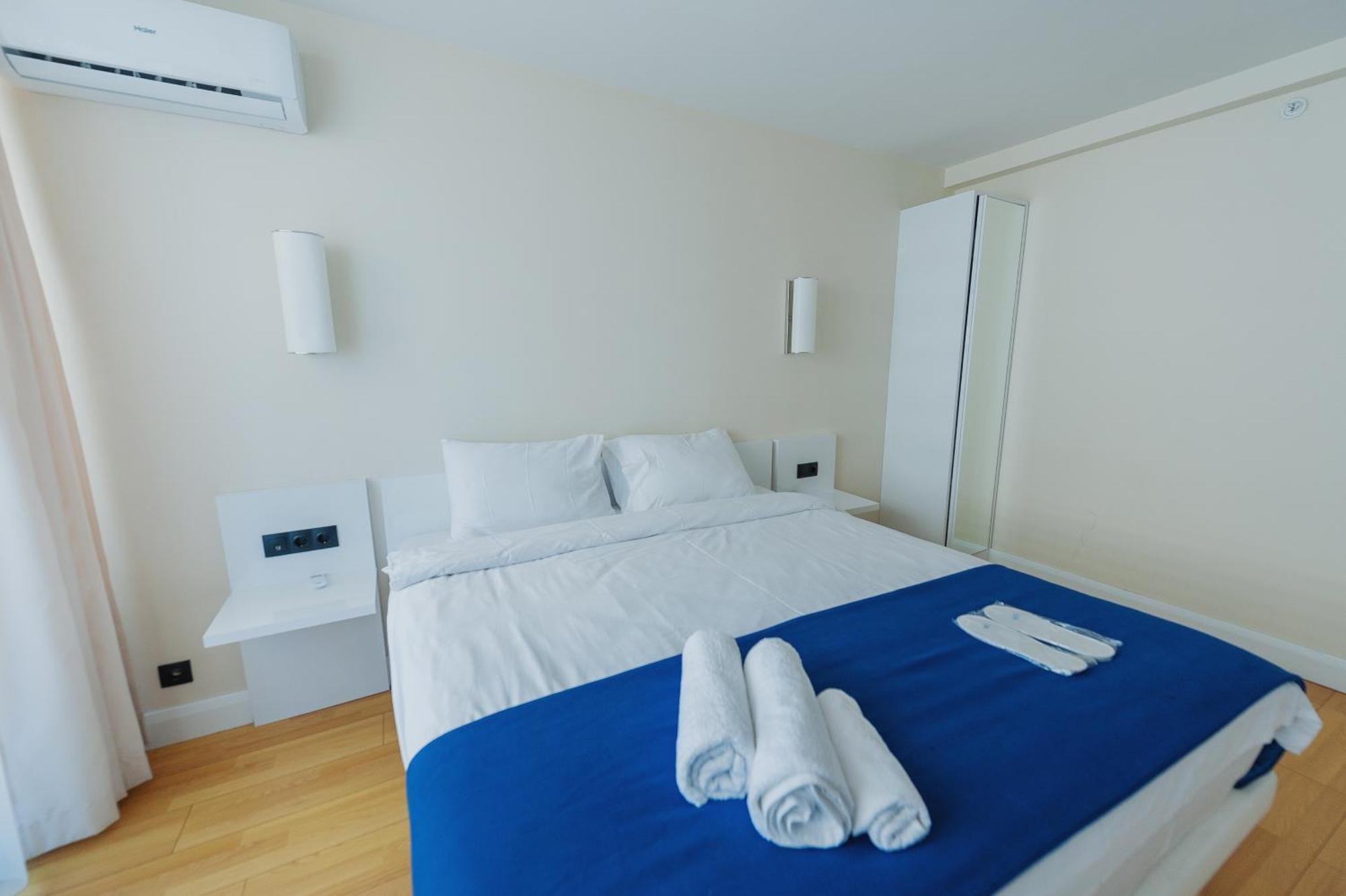 Black Sea Luxury Towers Hotell Batumi Exteriör bild