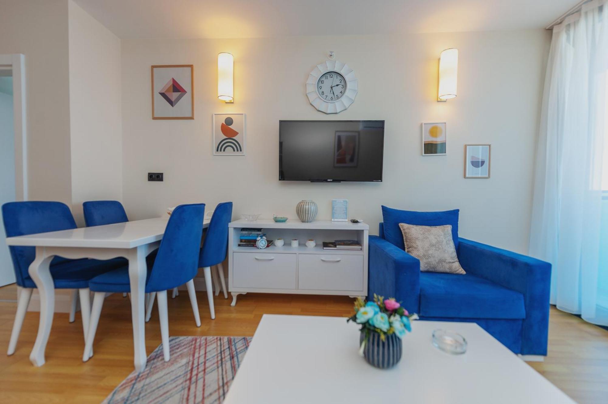 Black Sea Luxury Towers Hotell Batumi Exteriör bild