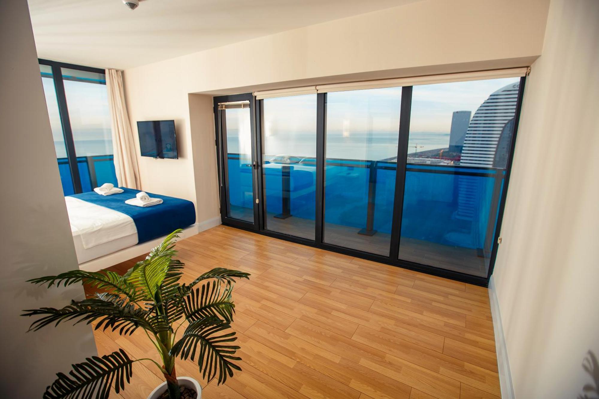 Black Sea Luxury Towers Hotell Batumi Exteriör bild